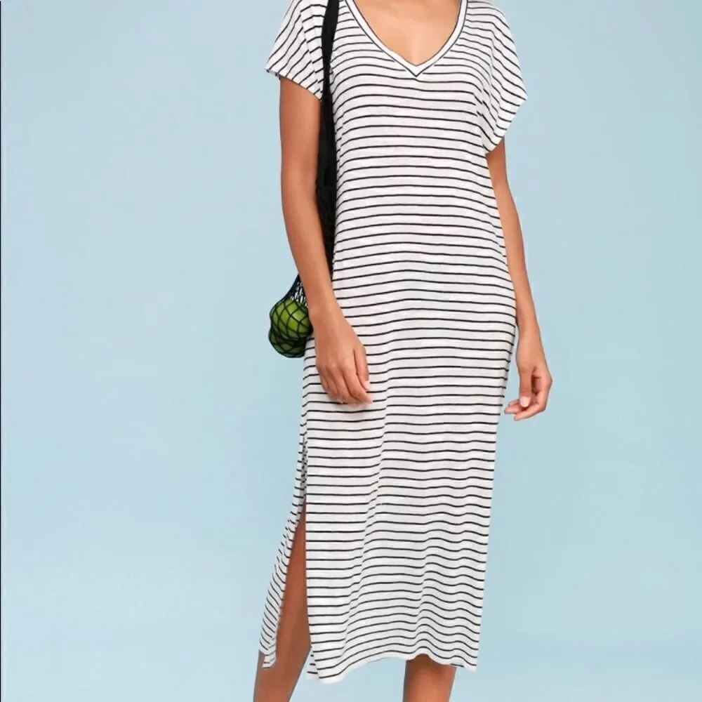 Amuse Society Basic black and White Knotted MIDI Dress